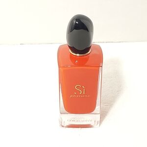 Si Passione by Giorgio Armani Women's Perfume Spray 3.4 oz Bottle Made in France